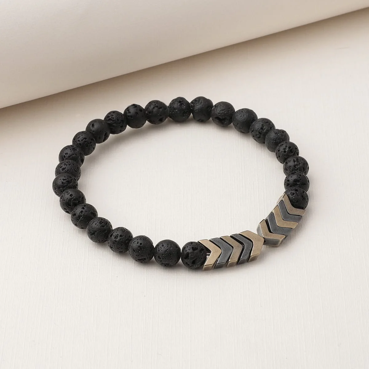 Sacred Arrow - Gold/Black - Image 3
